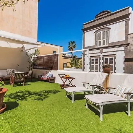 Santa Barbara Vegueta * لاس بالماس دي غران كاناريا